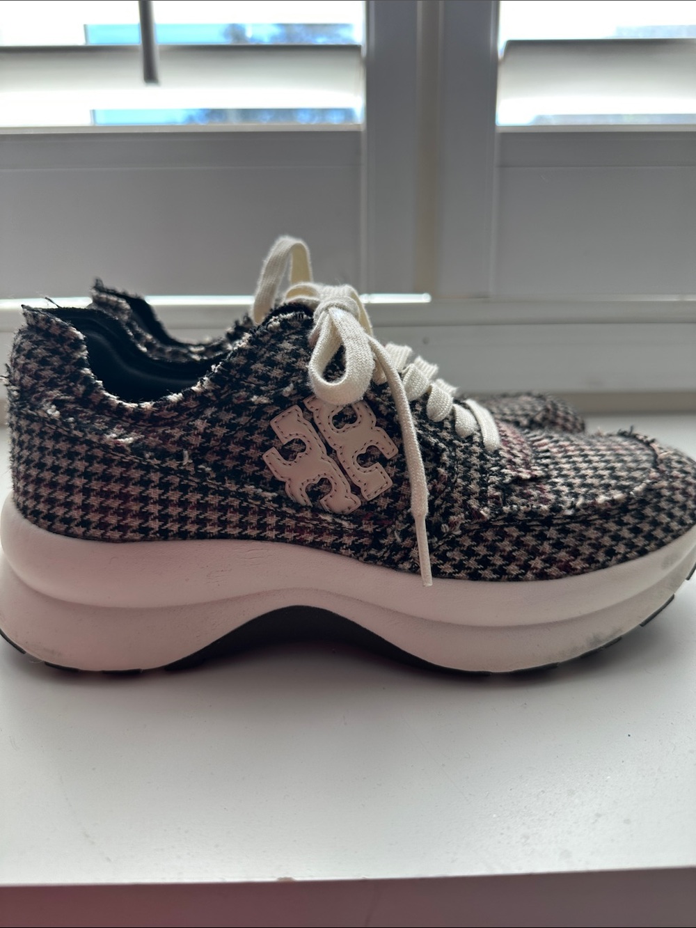 Tory Burch Houndstooth Tweed Lace-Up Sneakers in Black & Cream - Picture 4 of 10
